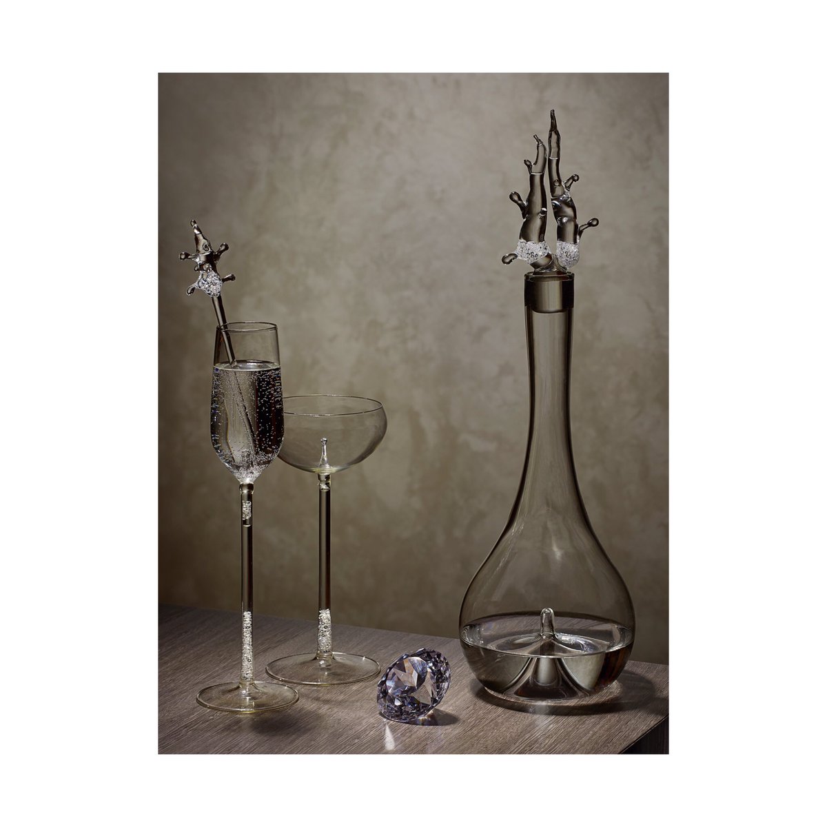 BeauHanXu's tweet photo. We are very excited to have our @swarovski #glassware in some of @Mappin_and_Webb fabulous stores #luxury https://t.co/zAfKXujdwQ
