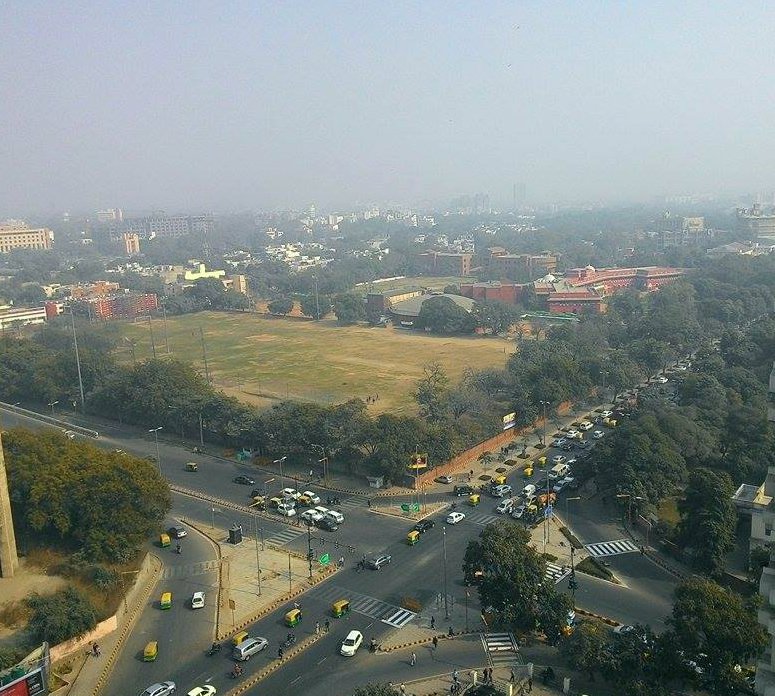 SpringerNature's tweet photo. Two snapshots taken from our building in #NewDelhi! @SpringerRef #SpringerNatureWorld #viewfromtheoffice https://t.co/hKeiHZuemZ