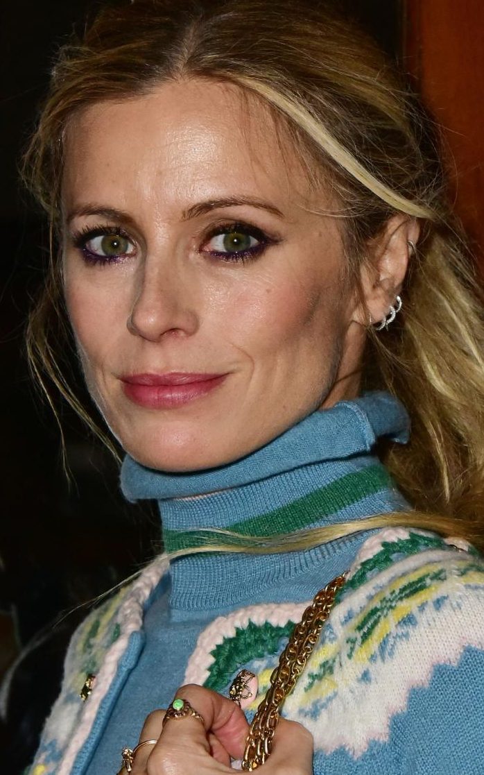 Check out these top beauty tips for women in their 40s looking to transform their look: ow.ly/dHvY3033KeR