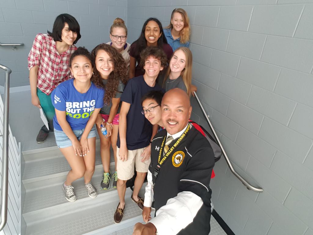 Principal Echols tweet media