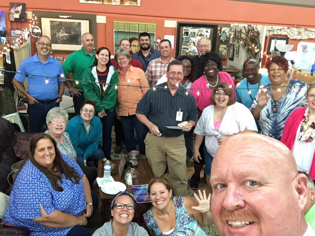 tatumisd's tweet photo. THS teachers take a lunch break from Professional Development in Henderson.  Thanks Arts Alive Studio for hosting! https://t.co/FDT6ShzuH6