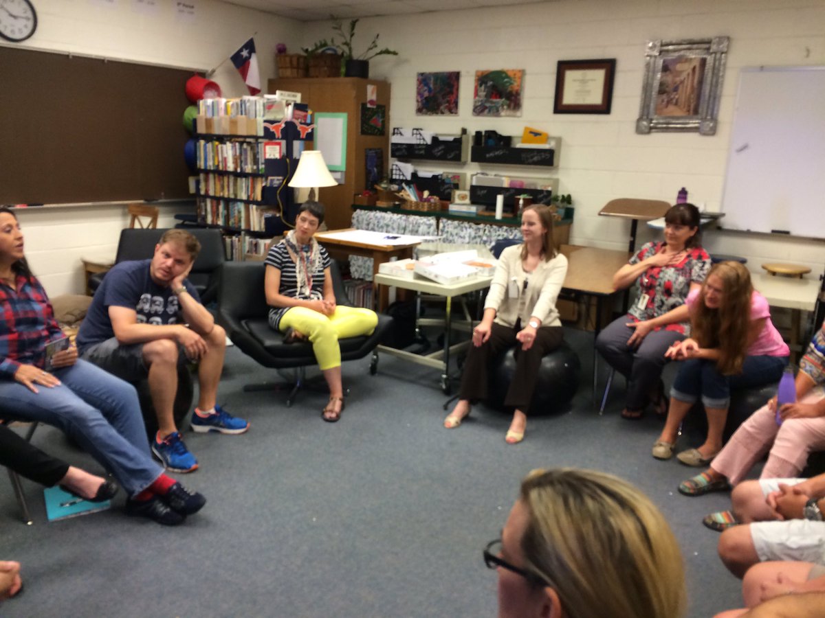 WWagLD's tweet image. Getting our #circletalk on @Canyon_Vista #solutioneers #teachrrisd @catherinerg88
