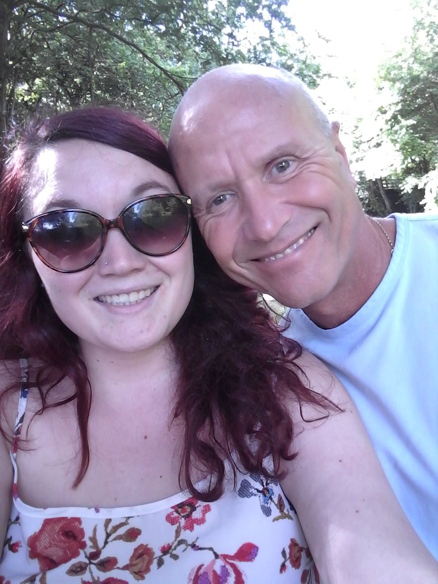 sonnetsandsins's tweet photo. Happy 59th birthday to my wonderful dad! https://t.co/rhndqNaXBH