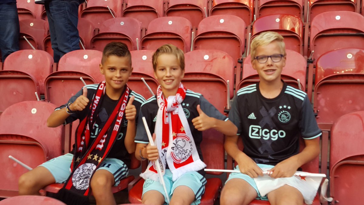 ArdHoek's tweet photo. Matchday
#wijzijnajax https://t.co/d8cNifPtrB