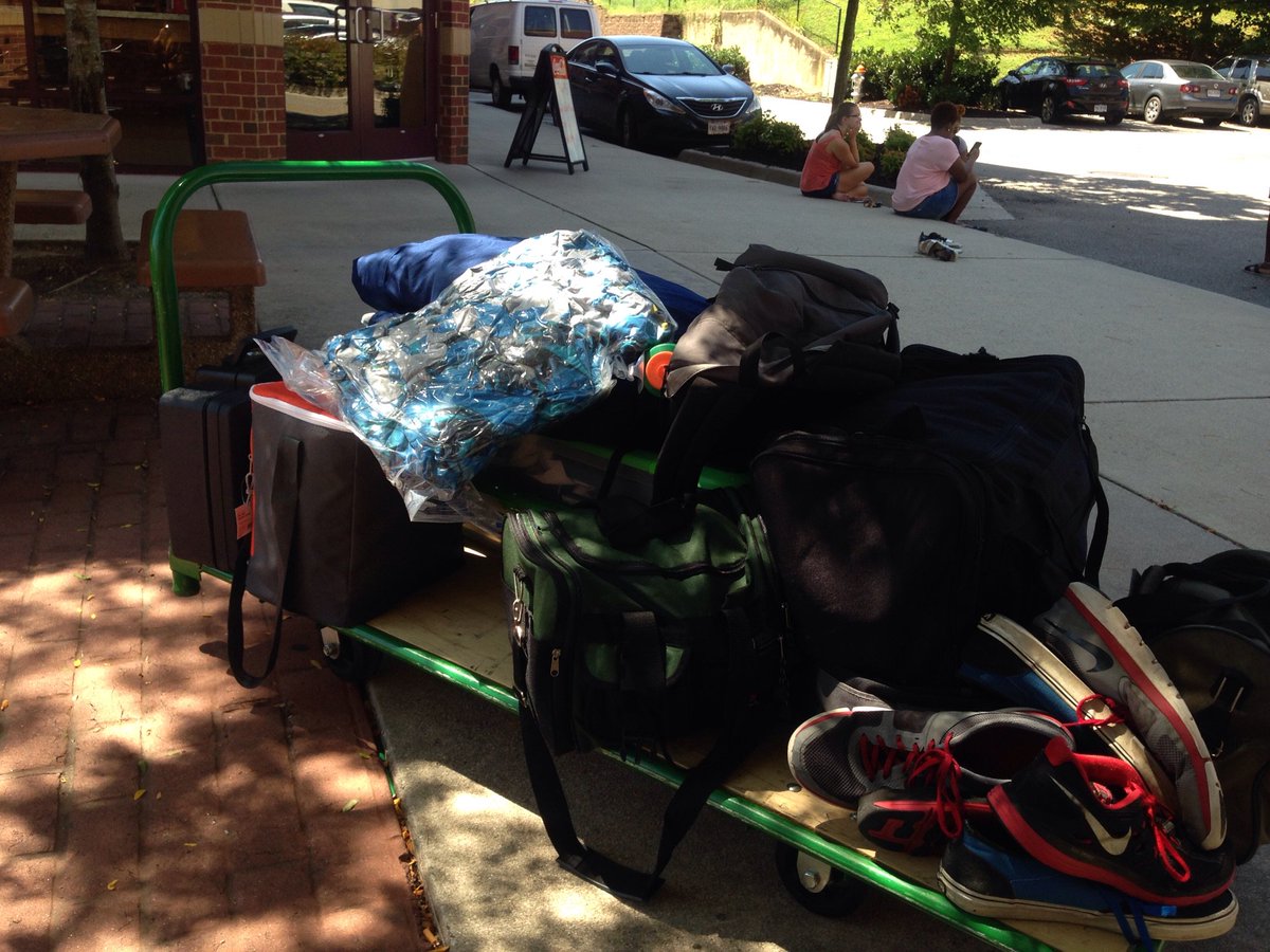 Whitney_ABC13's tweet photo. Now those students - and dozens of others moving in this week - are wondering where they're going to go https://t.co/Ae89au8ikU