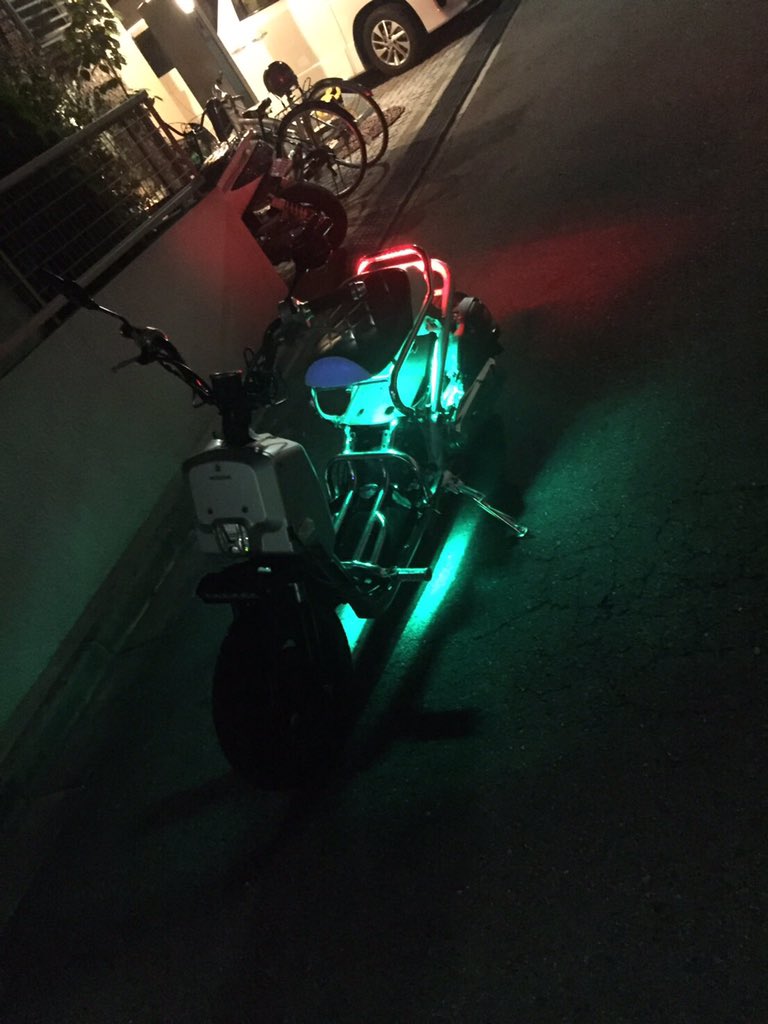 OaXds's tweet photo. @OaXds 現金一括と車体交換でお願いします。
#原付売ります
#ズーマー売ります https://t.co/O6KvKxbbml