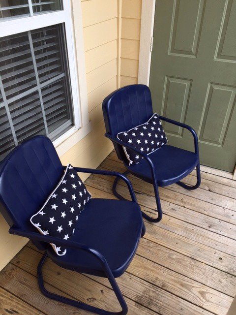 Just dropped my daughter off at college full of character and confidence, as well as with two chairs @YouGotWho