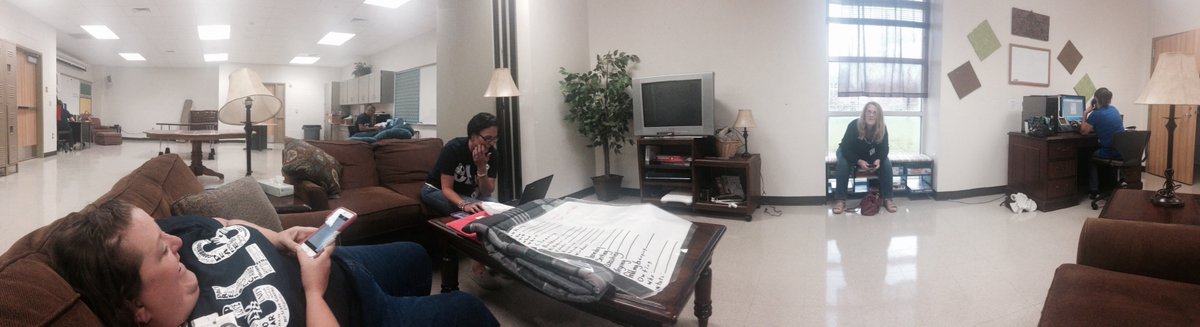 dkelyse2015's tweet photo. Welcome back. #CLCfirstweekback https://t.co/I9xLwgvWOW