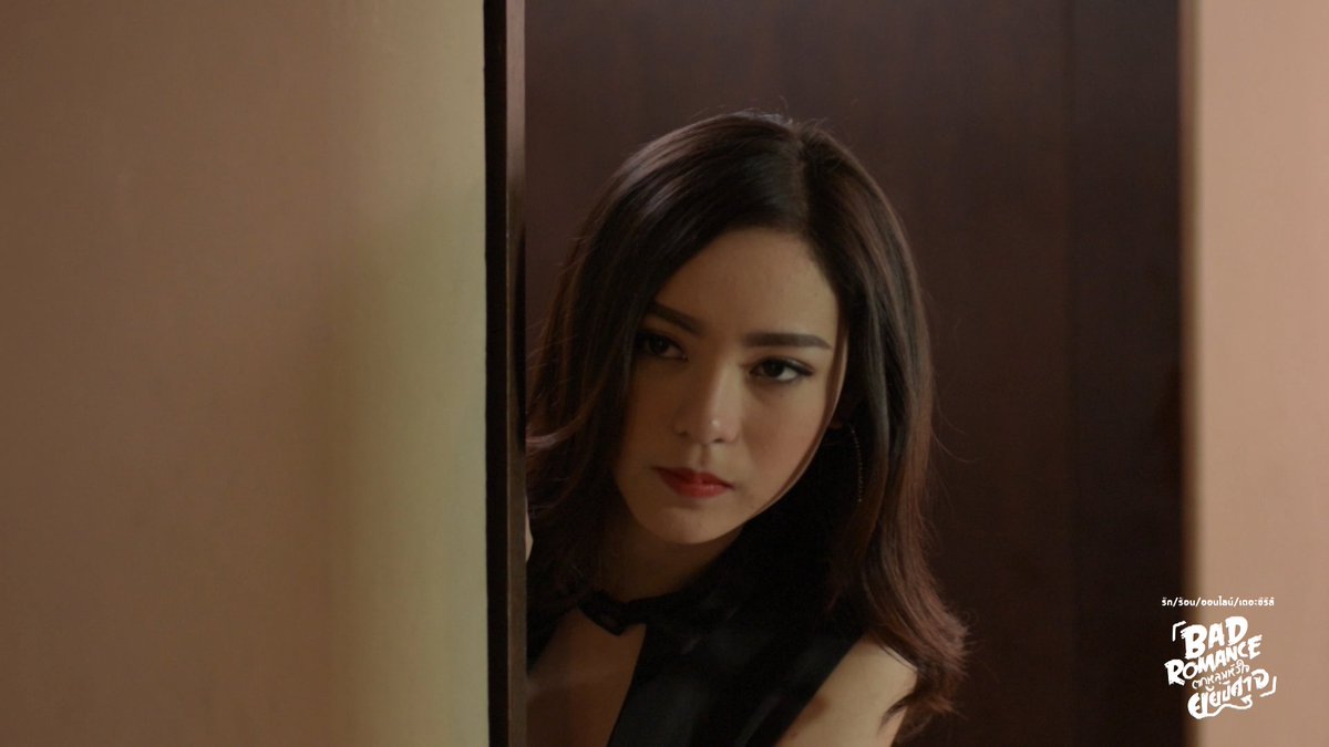 tvthunderseries's tweet photo. วันนี้ยิหวามาในลุกสวยเสือก เอ้ย สวยสืบ ถถถถถ #สืบให้รู้ว่าผู้แมนไหม #BadRomanceTheSeries https://t.co/9ihaEYKFuX