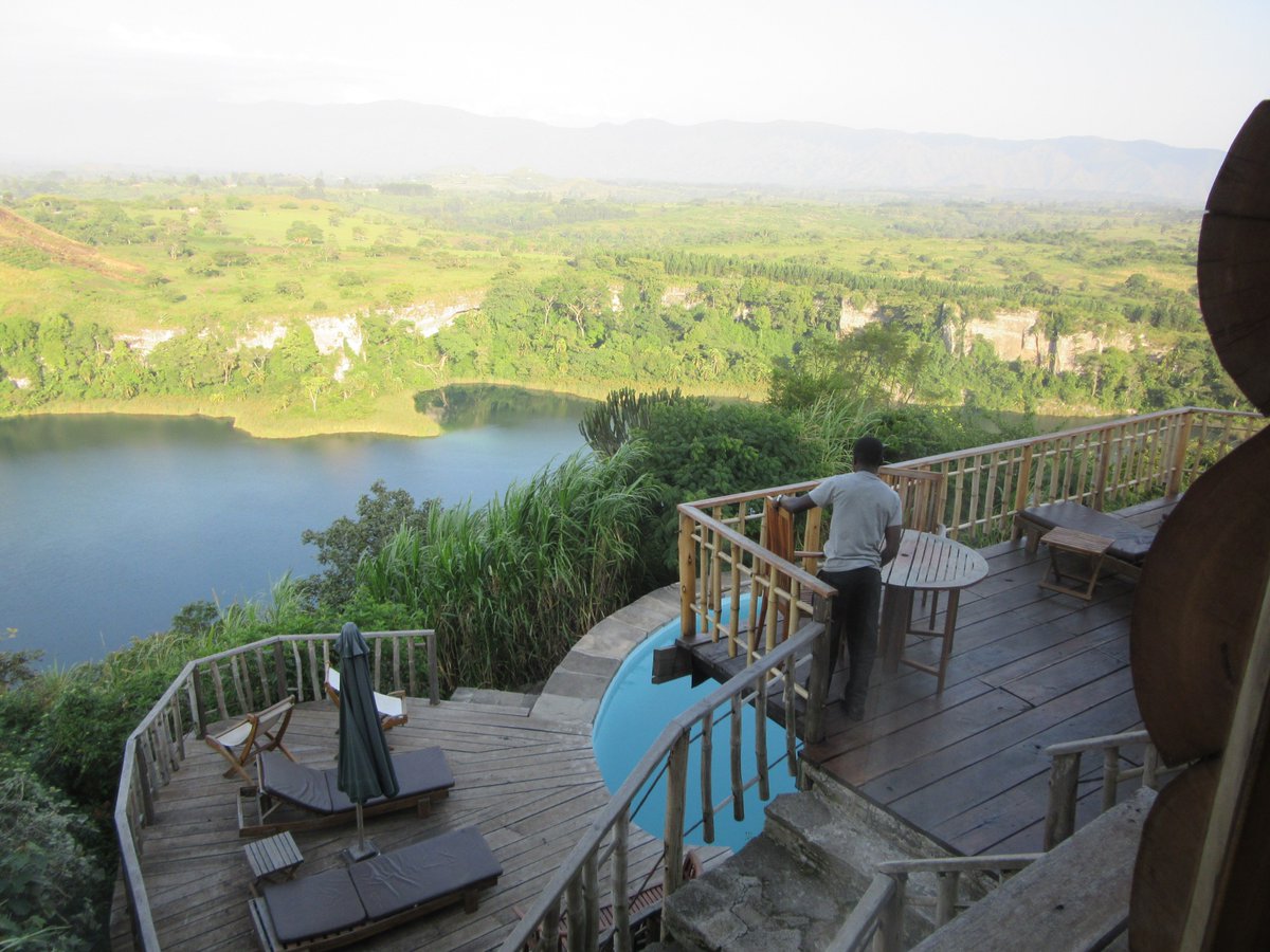 anshekanabo's tweet photo. Buzzfeed says; of the 20 top destinations in the World, Africa takes 5 positions, 1, 5, 8, 10 &amp; Uganda is @ No.13. https://t.co/hlL3hrNyqJ