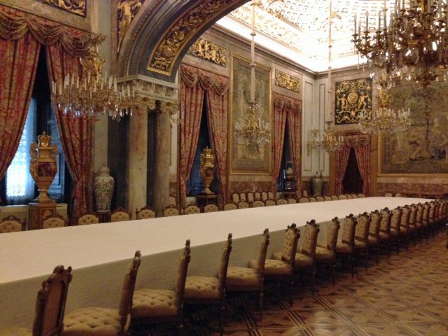 Palacio Real: gratis de lunes a jueves, 18-20 h, para ciudadanos y residentes de la UE y ciudadanos iberoamericanos.