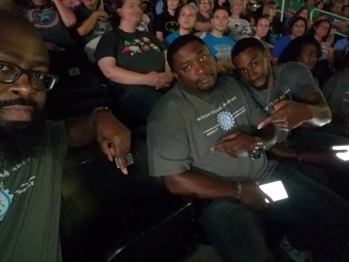 DameonTPowell's tweet photo. For the Panther that's not here...
#EmptySeat
#FreeTLamar
#CocoaBrovas
#ThisIsForMyHomie
@Apollo_JH https://t.co/OjNQrKaMVc