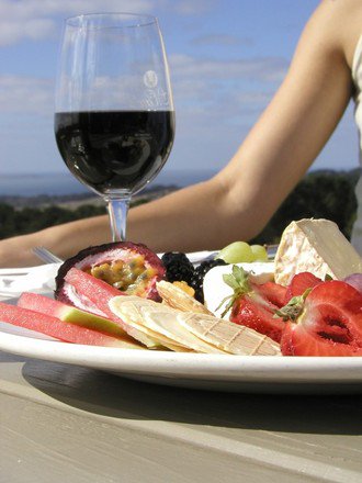 JimsCheese's tweet photo. #TuesdayMotivation:
A glass of wine and a slice of your favorite #JimsCheese! https://t.co/sKmiTbJurJ