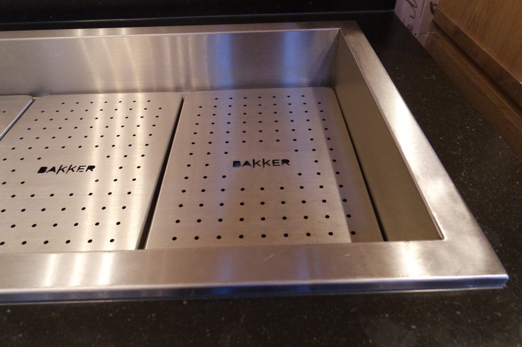 JurriaanHoekstr's tweet photo. Mooie details uit eigen werkplaats @Bakkervakkeuken #designmoetefficiënt #detailsbepalenkwaliteit #goedkanbeter https://t.co/QHIRI352Oh