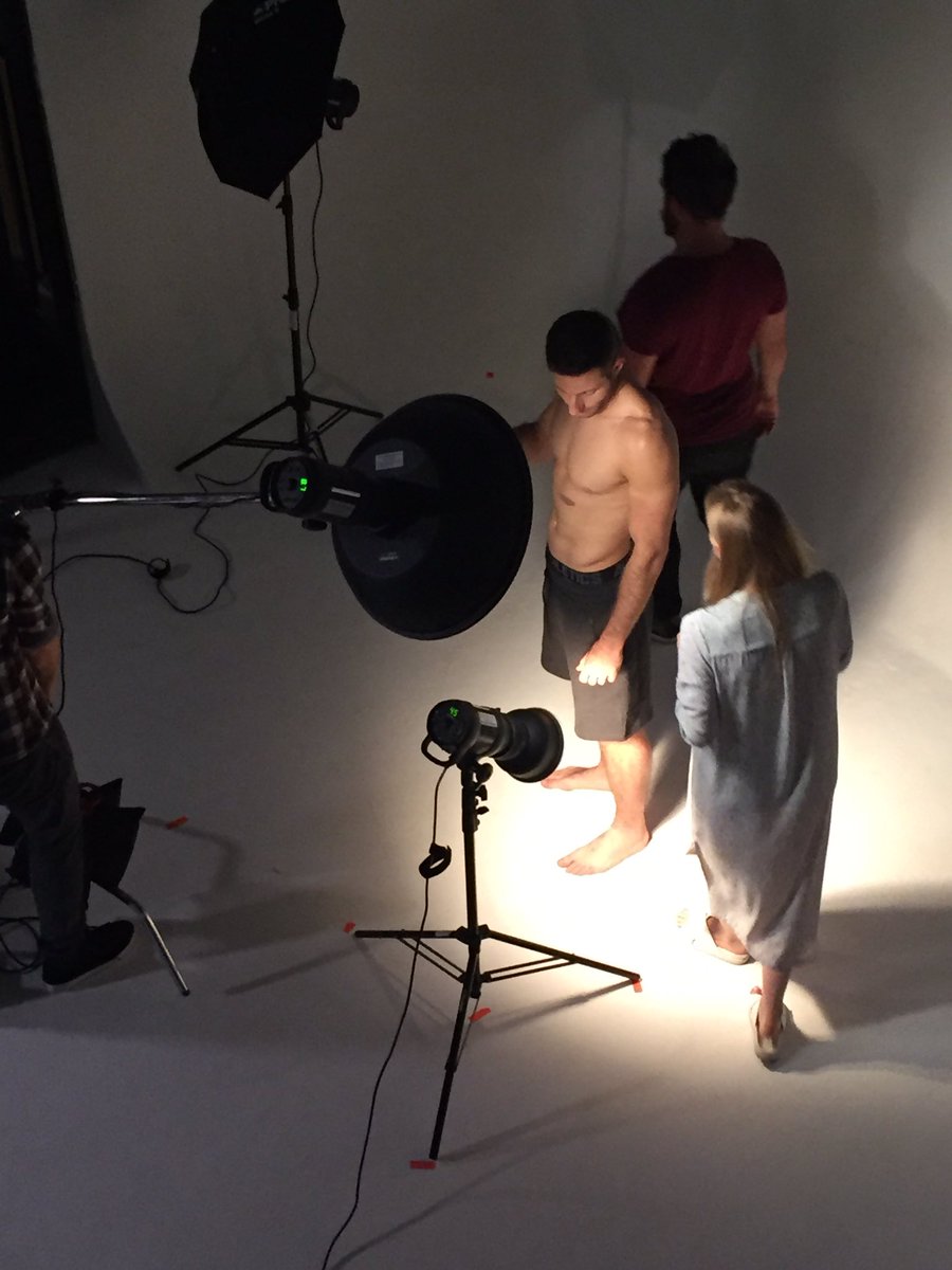 Navchoudhry786's tweet photo. @WeAreTransform_  final prep for @tomnics #LightingCheck #TestShot https://t.co/8B5aIRcCZe