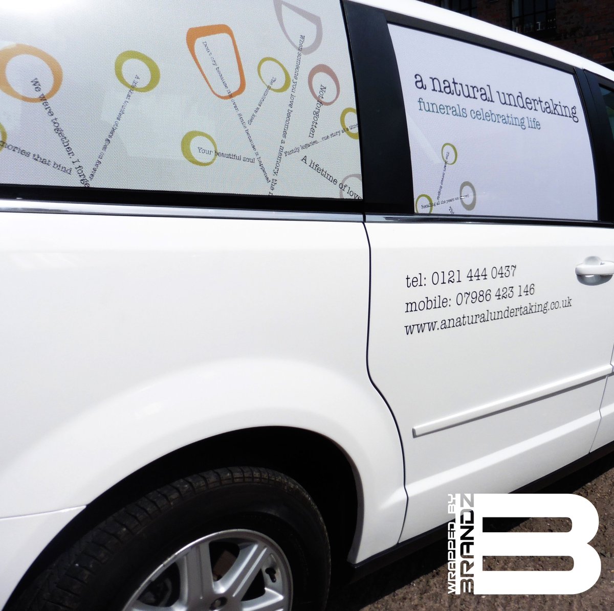 brandzuk's tweet photo. Commercial wrapping for one of our clients. #carwrap #wrapping #advertising https://t.co/nC3Ny38Yf7