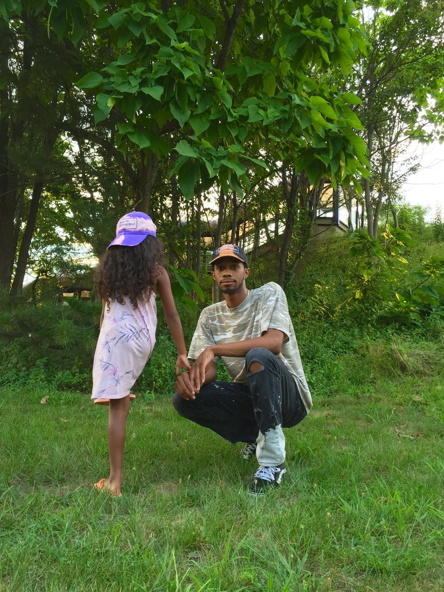 OGRODDY's tweet image. Cop yours today 

📵 @DiStractionApp 📵