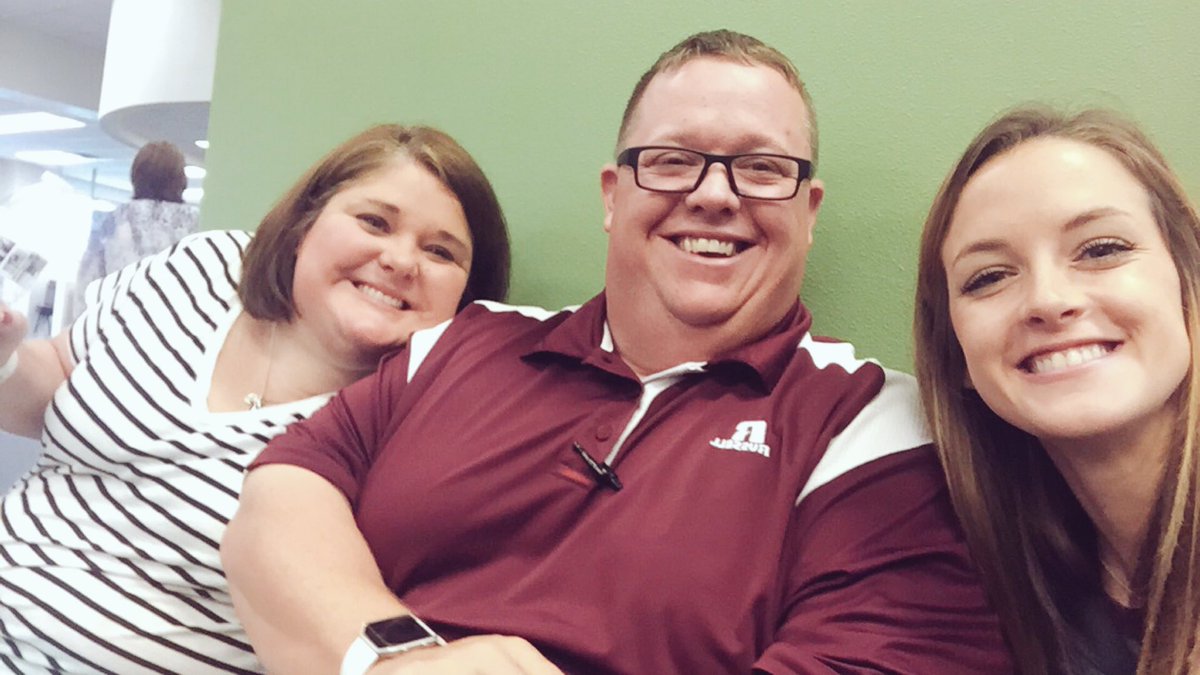 KayseTurner's tweet image. Dream jobs do exist, especially with awesome coworkers! ❤️ #FISDlearn