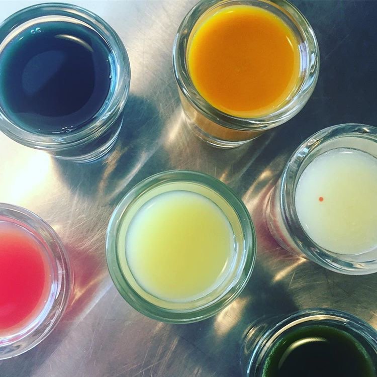 Boost your immune system w/ #RootsJuices Super Booster Shot - Dandelion, Lemon, Ginger, Turmeric, &amp; Brain On w/ B12!