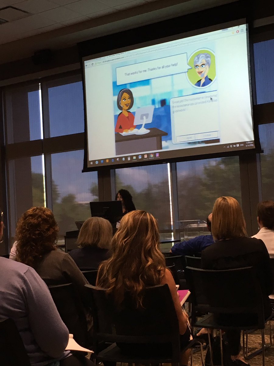 redtechmedia's tweet photo. Excellent session w/ @nicole_legault at the ID Symposium in Chicago! #elearning https://t.co/LqM2rup43z