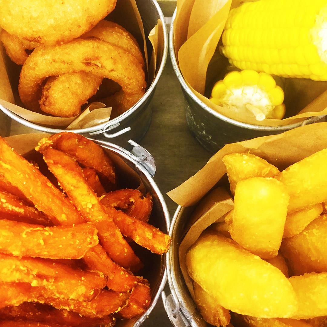 BarandBeyondSte's tweet image. Relax and Wind Down with our selection of Burgers and Snacks after a hard days work
#TimeToWindDown #TimeToPonyUp