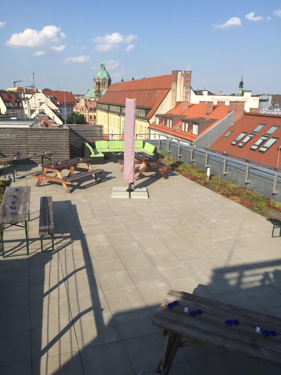 Everything prepared for the #AWS #UG #Munich powered by <a href="/Tonic/">Tonic</a> and <a href="/teaminternet/">Team Internet AG</a> #networking #only #event