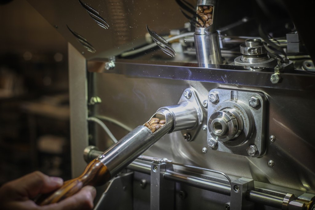 San Diego's Swell Coffee Co. Finds its Next Wave with New Roastery <a href="/SwellCoffeeCo_/">Swell Coffee Co.</a> dailycoffeenews.com/2016/08/16/san…