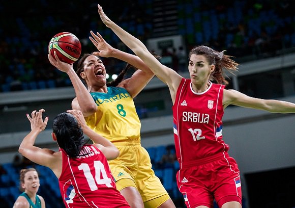 BasketballAus's tweet photo. REPORT | A devastating loss for #AUS has ended their @Rio2016_en dream: https://t.co/gkqOdg7QBe #OneTeam https://t.co/iY9XUJF2is