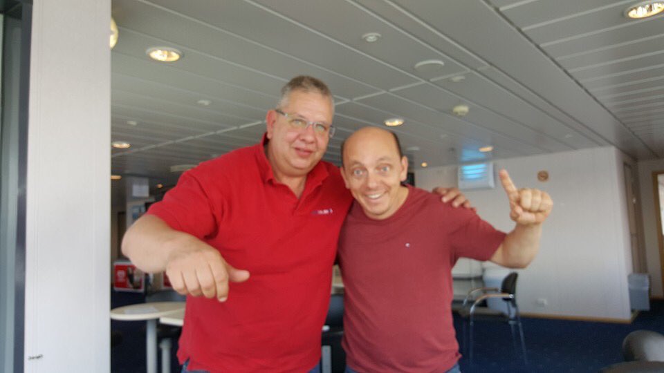 Wie kommt ein <a href="/BernhardHoecker/">Bernhard Hoecker</a> #Hoëcker am schnellsten von #Helgoland nach #SanktPeter? Klar: mit uns! (F.Hardy)[os]