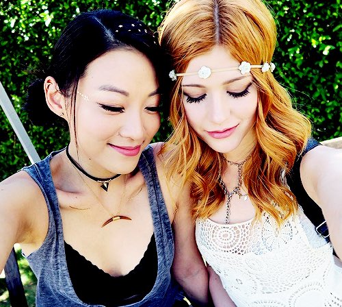 Ellery_Noble's tweet photo. HAPPY BIRTHDAY MISS @Kira_Lee_Ry! My best friend in the whole world I love you and have a great day! 🎈🎂 https://t.co/Yd04JkzgdJ