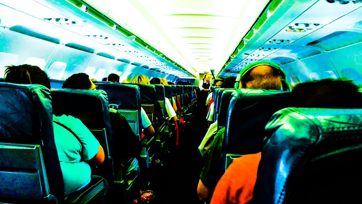 manueliglesias's tweet image. ¡Hola desde 12,000 metros de altura! —en vuelo a Cancún. Me pregunto si encontraré pokestops por aquí #gogoinflight