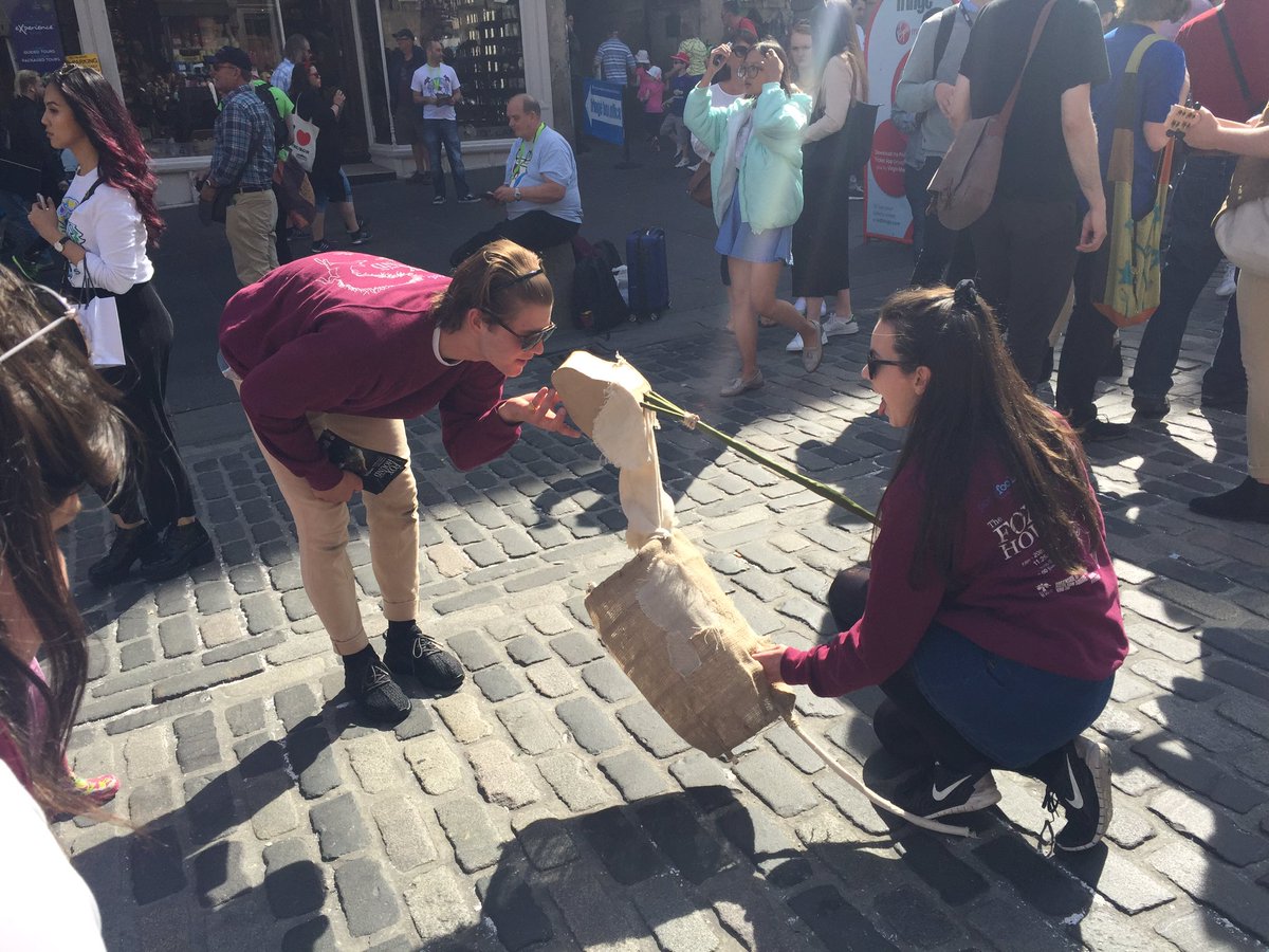 Poorfool Theatre Co. tweet media