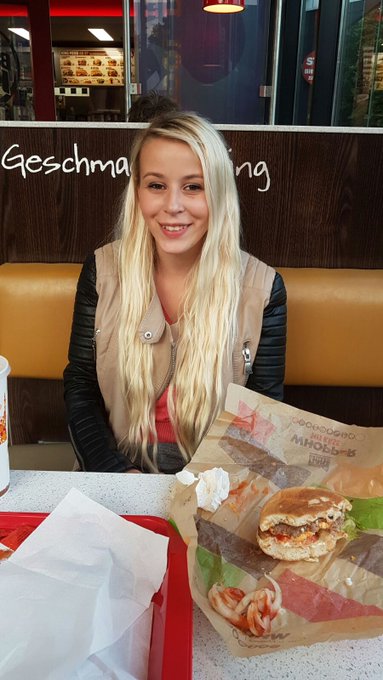 Boaaaaa bin ich satt!!!! #burgerking #Bremen #SexyJenJen #Model #Webcamgirl #Teen https://t.co/vUlIO<a href="/tag/burgerking"class="tags">#burgerking</a><a href="/tag/bremen"class="tags">#Bremen</a><a href="/tag/sexyjenjen"class="tags">#SexyJenJen</a><a href="/tag/model"class="tags"><span>#model</span></a><a href="/tag/teen"class="tags"><span>#teen</span></a><a href="/tag/webcamgirl"class="tags"><span>#webcamgirl</span></a>