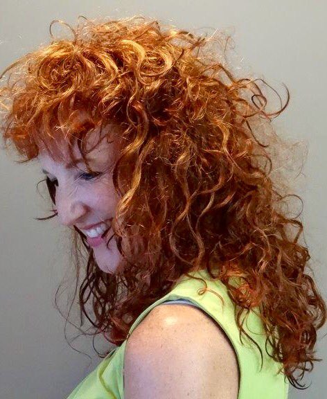 triciadiedrich's tweet image. Copper Swirls Of Curls #iamgoldwell #goldwellny #devacurlcut #copperhair #curls #crafthairdresser #modernsalon