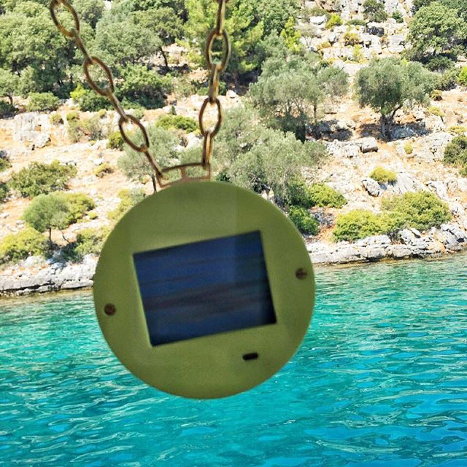 DianaBroussard's tweet image. #dbChronicle on vacation Aegean Sea, plays videos from YouTube or you #GameChanger #techluxe #wearables #modernity