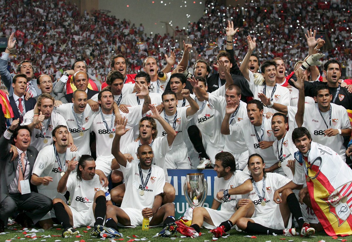 BigDataSFC's tweet photo. Comenzamos con el recuerdo de la Supercopa de Europa de 2006 en la que el #SevillaFC goleó al Barça🔝 https://t.co/4DHnKxC6vE