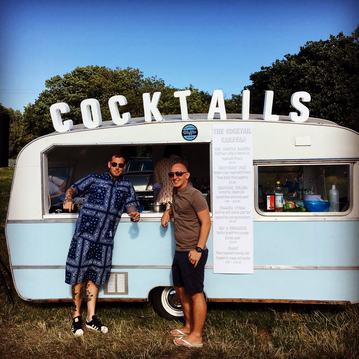 TheLukeCarroll's tweet photo. Just a couple of lads, In a field, Drinking Prosecco / Water  #cocktails #raspberryfizz #adidas @FolsomBarbers https://t.co/Xg9e8Pz0Dt