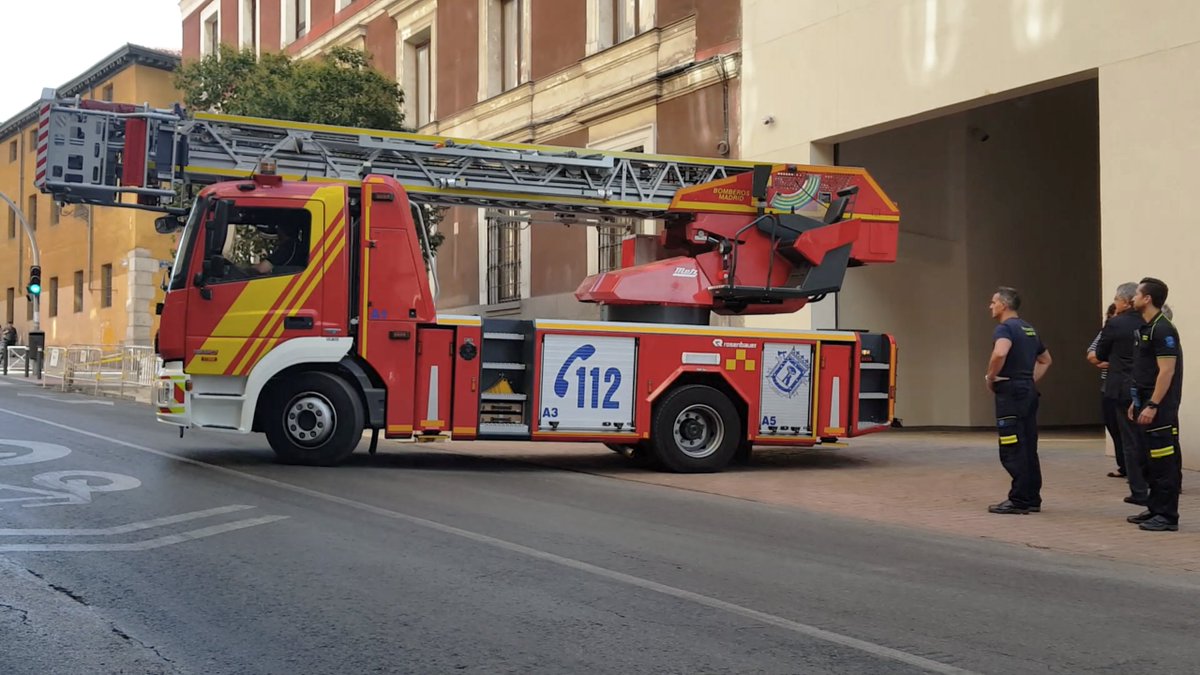 Bomberos Madrid tweet media