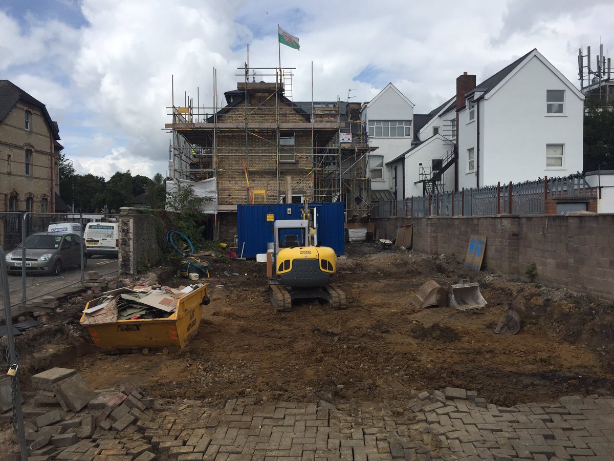 58 Newport Road, Cardiff progressing well for @CadwynHA by <a href="/COSGROVEgary/">M&J Cosgrove Construction Ltd</a> #refurbishment #extension #newhomes