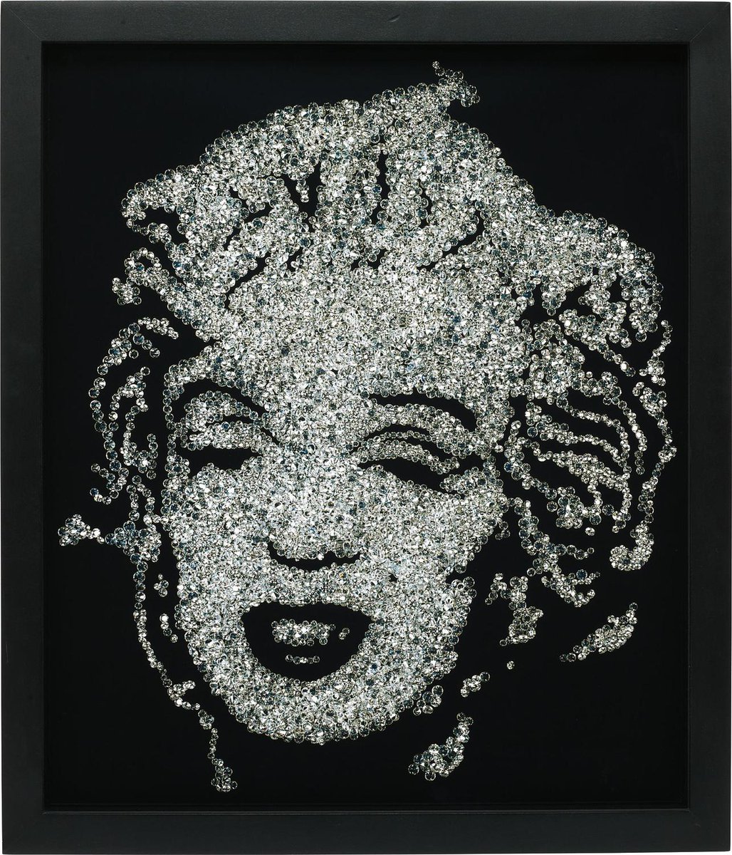 munizvik's tweet photo. Marilyn Monroe (from Pictures of Diamonds), 25×22in, Sold for $118,750 USD #vikmuniz https://t.co/Lxb2bwQyU6 https://t.co/rCrk1FgKwS