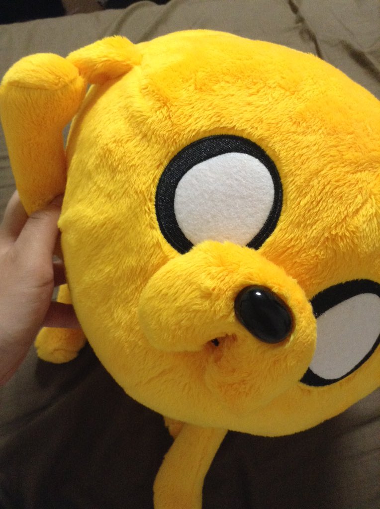春みこ Say U アドベンチャー タイムのジェイク Ufoキャッチャーでとった 嬉しいヾ ノ ジェイクかわいい触り心地抜群 リプ来ないと寂しいから即解答するもんね