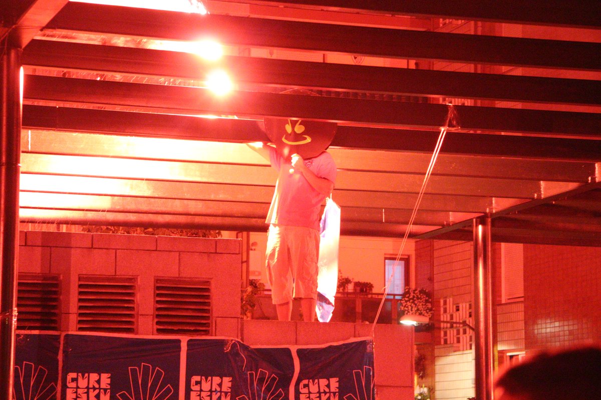 markel_98's tweet photo. Vuelve, que incendiaremos el mundo otra vez, que incendiaremos el mundo otra vez! @txinbirus2005 #AstrabuJaiak https://t.co/14mGtUmGw1