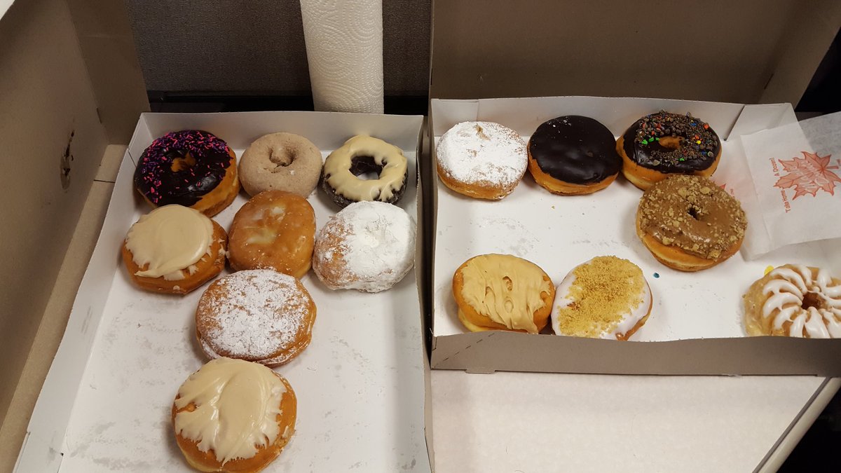 TeamRheinish's tweet photo. Happy Tuesday!! Donuts for the #1 team in Harrisburg!! #lifeatatt @HARRISBURG_CC https://t.co/RnLYahaduw