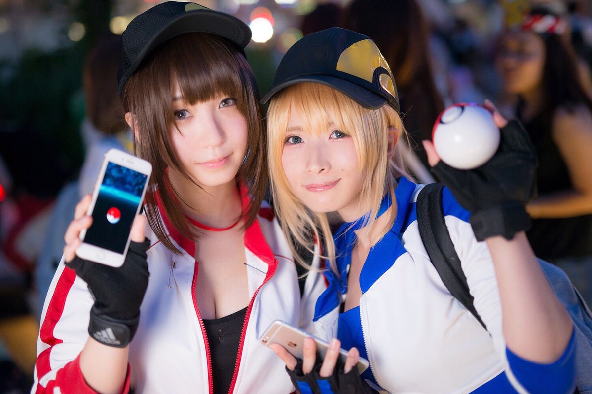 Jill 6 コスケットでるよ 2人で探せばレアなポケモンだって見つけられるかな 青いトレーナーちゃん じる Jill Mw 赤いトレーナーちゃん 伊織もえ Moe Five コスサミ Wcs16 ポケモンgo