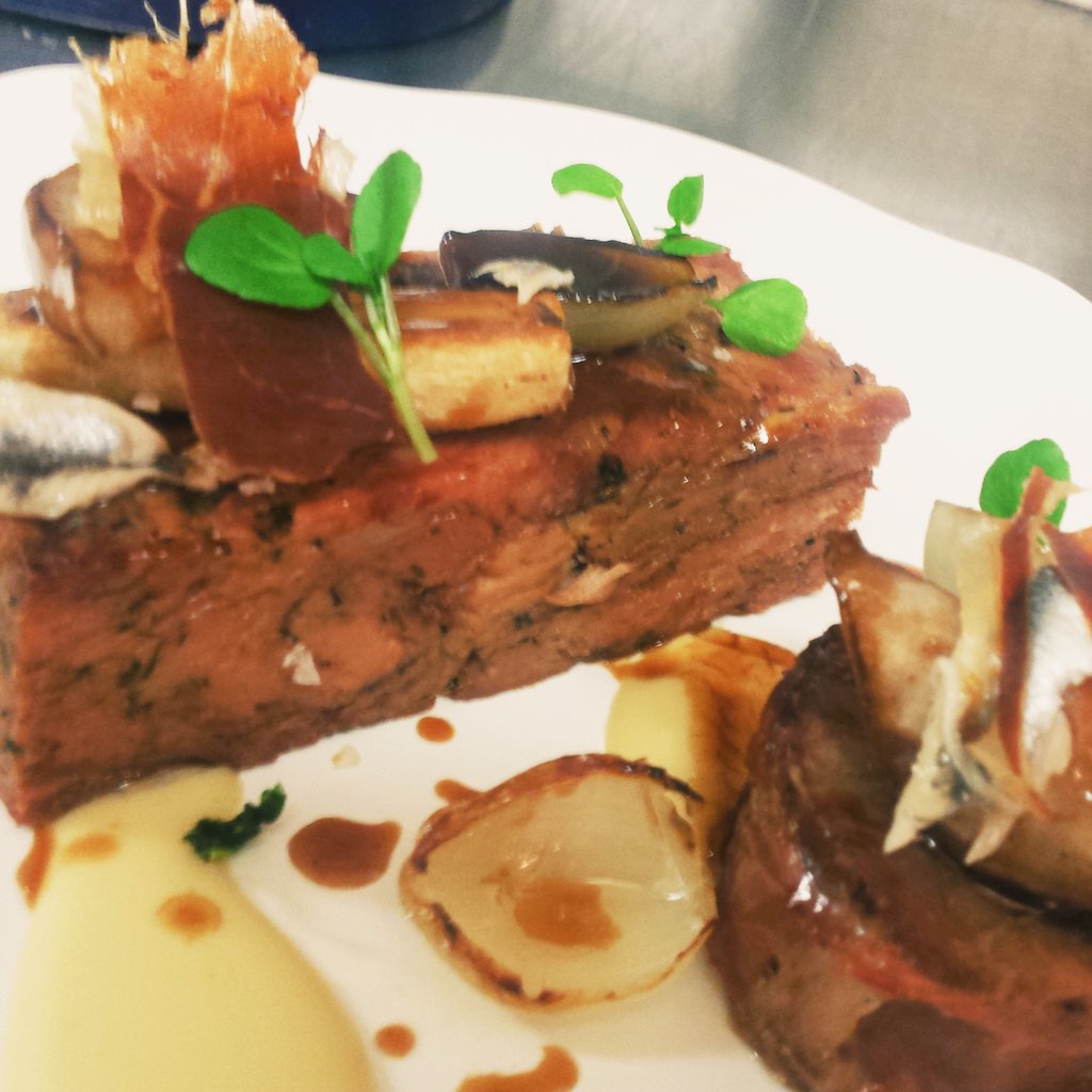 Slow cooked Veal, parsnip, pear,white anchovie,  parma ham @epochacarlton 
#epocha #carltongardens