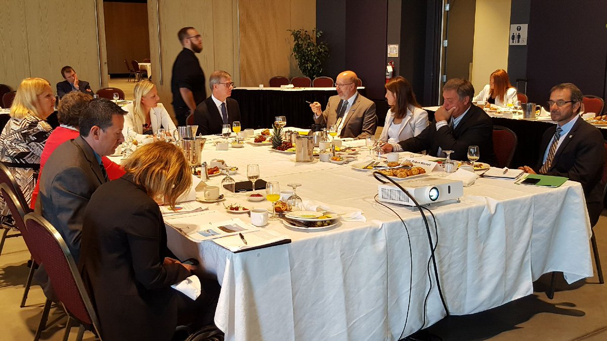 ECC_GovNL_'s tweet photo. Atlantic Canadian Environment Ministers are meeting to discuss climate change &amp; clean electricity in the region. https://t.co/bGOK4Dw0tr