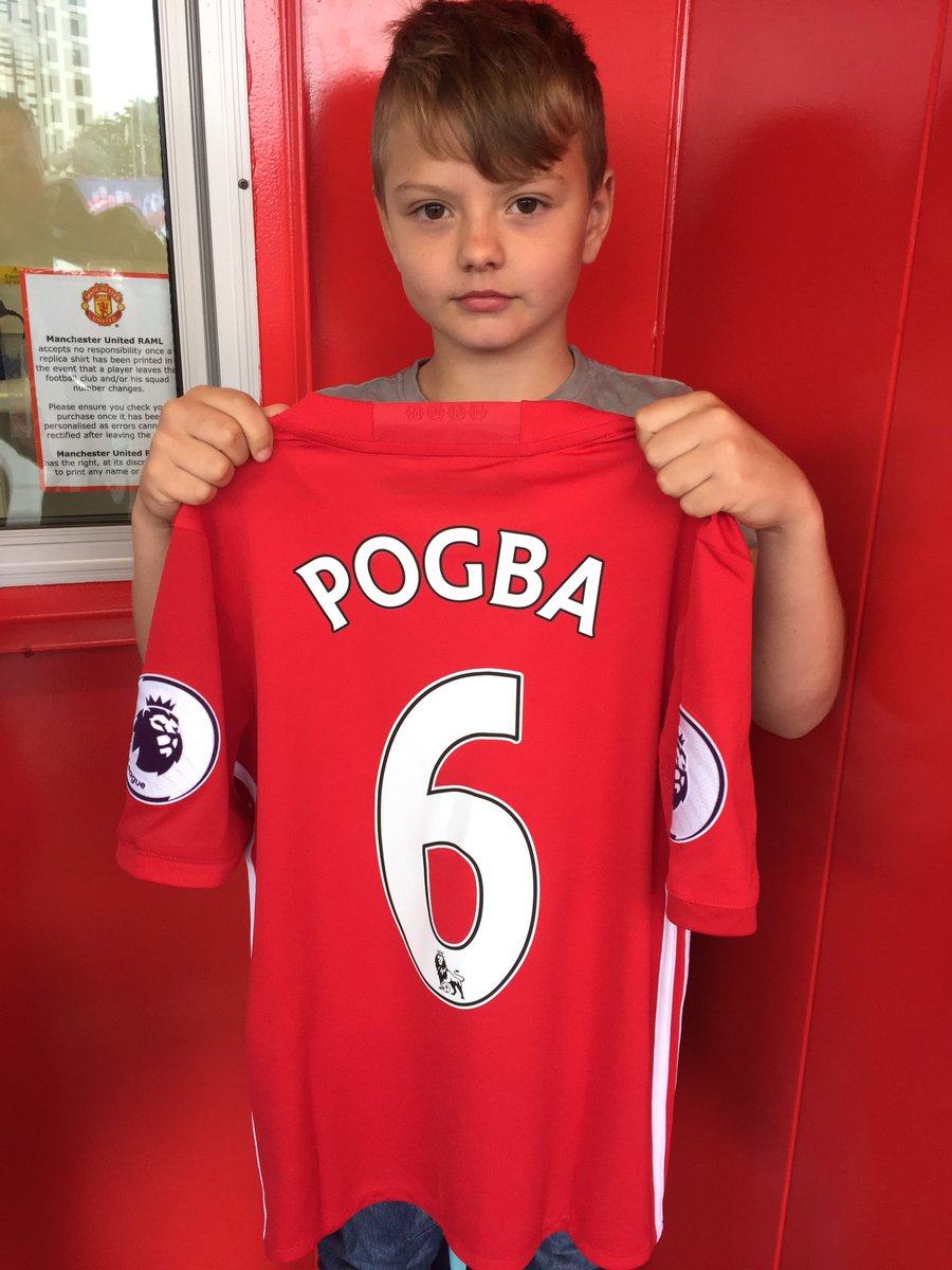 Tak Sampai Sehari Resmi Kembali Ke United Jersey No 6 Pogba