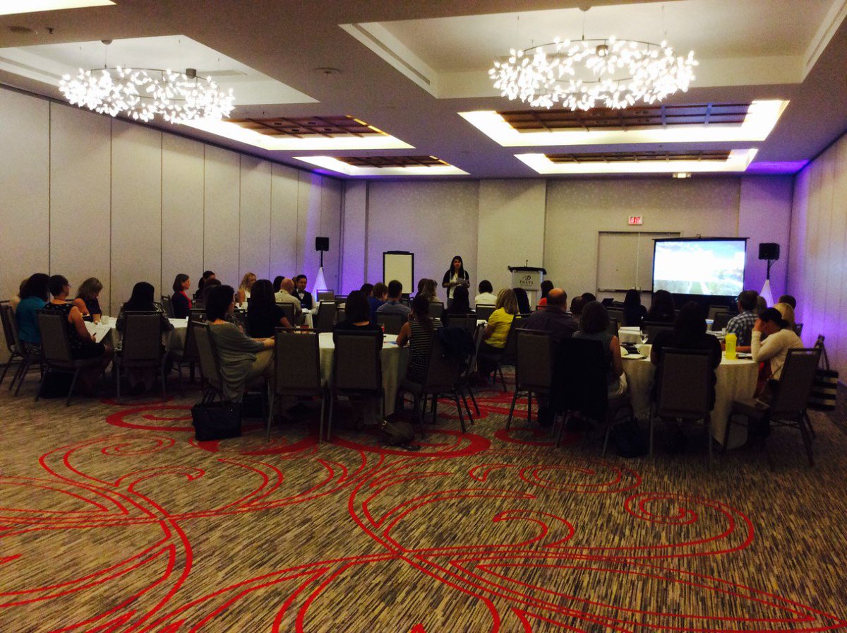 ACDEC_CAFCE's tweet photo. Session O, Presenter : @jasmineubc    @UBCartscoop  #CAFCE2016 https://t.co/XtocLlTktW