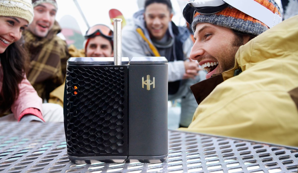 8 Questions with Haze Technologies + Haze V3 Giveaway blog.vaportownusa.com/7-questions-wi…