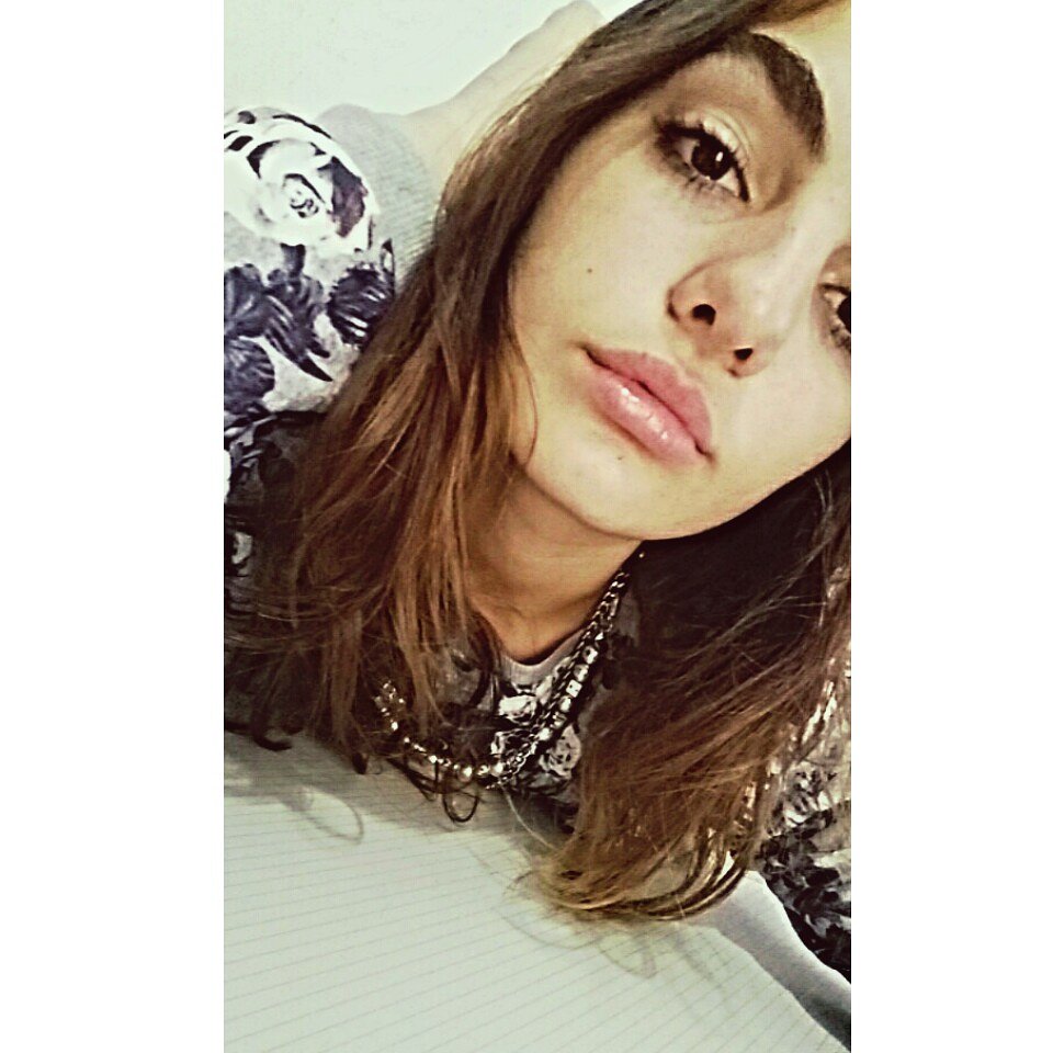 PuteriosOff's tweet image. igual de putas @conyytibaldoo @MatildaDiyo